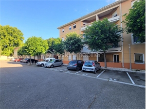 t2 à la vente -   84000  AVIGNON, surface 49 m2 vente t2 - UBI472163342